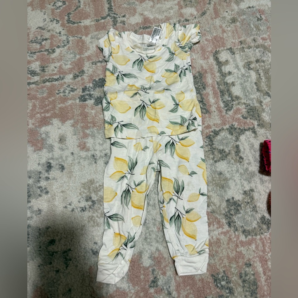 Lemon Print Baby pajamas